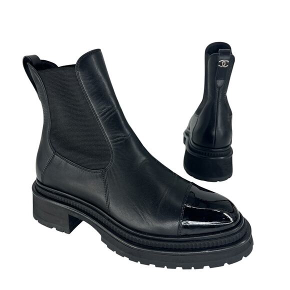 Chanel 2022 Interlocking CC Logo Chelsea Calfskin Patent Cap Toe Boots - Picture 1 of 16